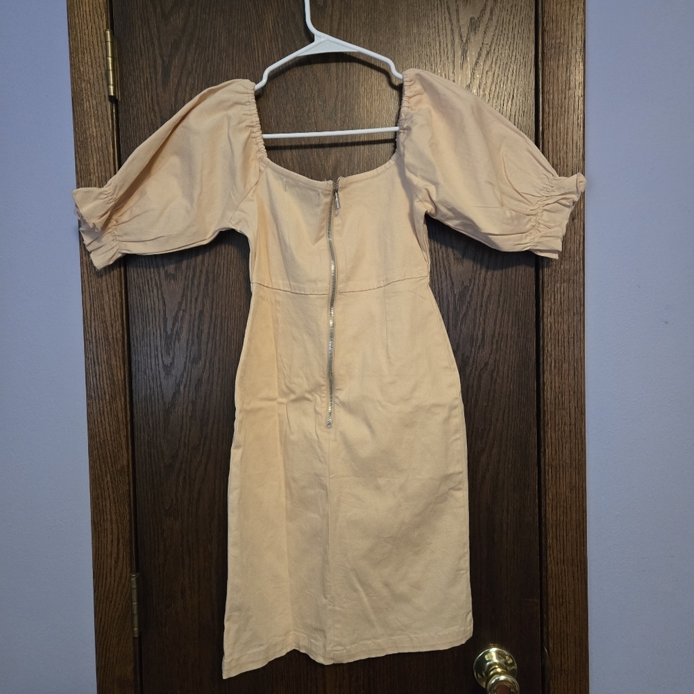 Missguided Vintage Picnic Milmaid Pink/Peach Off-Shoulder Dress NWT - Picture 2 of 3